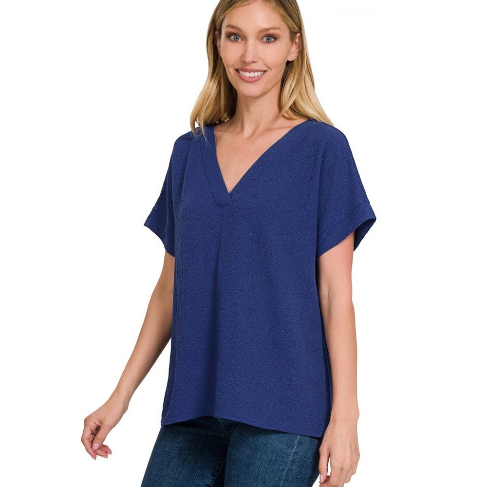ZENANA WOMEN'S WOVEN BUBBLE AIRFLOW V-NECK SHORT SLEEVE TOP